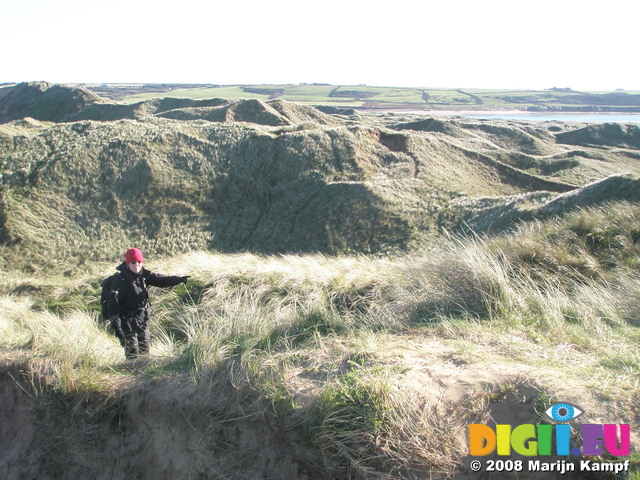 JT00099 Machteld on sand dune